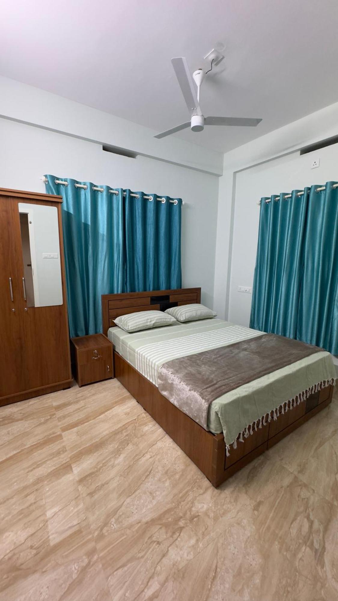 The Karlyle Homestay Vaduvanchal Екстериор снимка